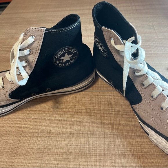 Converse High-Tops in Black and Cream - Picture 2 of 7